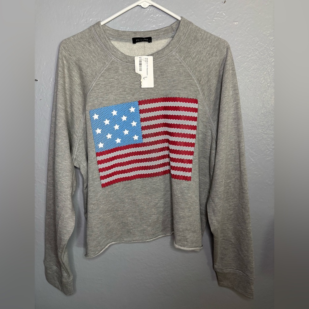 Zutter American sweatshirt women’s SZ Large. Rolled hem.‎ Long sleeves. NWT.